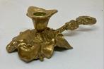 Antieke messing kandelaar van bladeren met handvat en oog, Ophalen of Verzenden, Koper of Brons