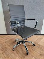 Bijna nieuwe Vitra Eames 117 replica Bureaustoel stoel EA117, Huis en Inrichting, Bureaustoelen, Ophalen, Zwart, Zo goed als nieuw