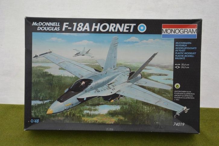 Vintage bouwdoos Monogram Mc Donnel Douglas F-18 A Hornet, Hobby en Vrije tijd, Modelbouw | Vliegtuigen en Helikopters, Zo goed als nieuw