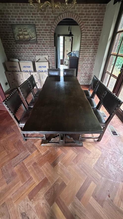 Kloostertafel met 8 stoelen – karaktervolle eethoek met hist, Huis en Inrichting, Complete eetkamers, Gebruikt, 8 stoelen of meer