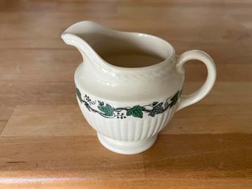 Wedgwood stratford melk/room kannetje groot beschikbaar voor biedingen