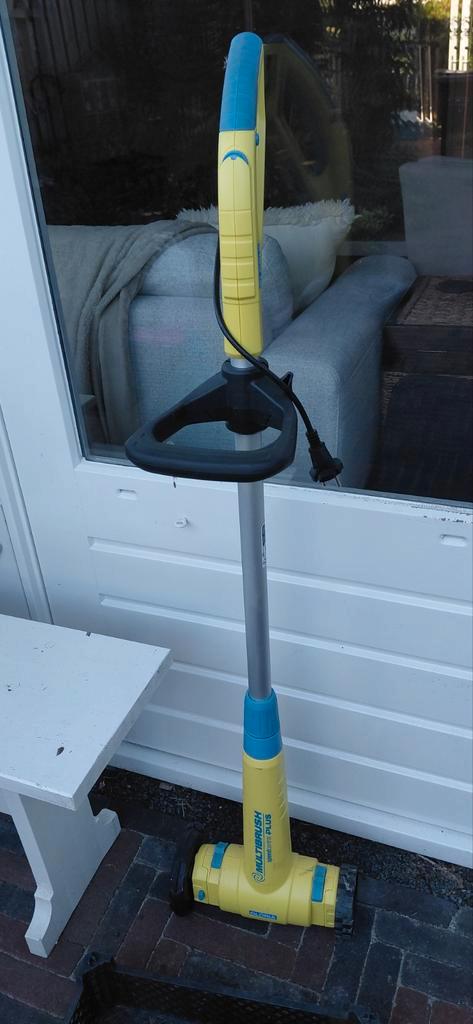 Gloria Multibrush - Elektrische Borstelmachine, Tuin en Terras, Hand-tuingereedschap, Gebruikt, Ophalen