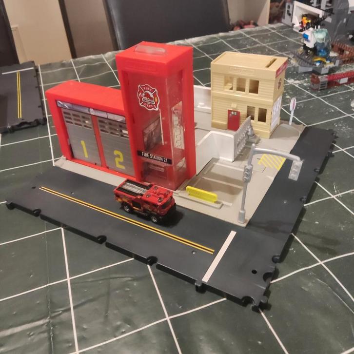 Matchbox City Fire Station met licht en geluid, Kinderen en Baby's, Speelgoed | Speelgoedvoertuigen, Gebruikt, Ophalen of Verzenden