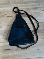 Klein rugtasje met een voorvak met rits van Daniel-Ray op mo, Ophalen of Verzenden, Overige merken, 30 tot 45 cm