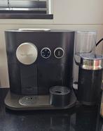Nespresso met melkschuim, Witgoed en Apparatuur, Koffiezetapparaten, Ophalen of Verzenden, Zo goed als nieuw