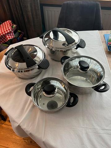 Van alles voor de keuken beschikbaar voor biedingen