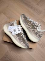 Yeezy 380 pyrit, Overige kleuren, Nieuw, Ophalen of Verzenden, Sneakers of Gympen