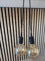 Twee hanglampen met gloeilampen, Huis en Inrichting, Ophalen, Zo goed als nieuw, Glas, 50 tot 75 cm