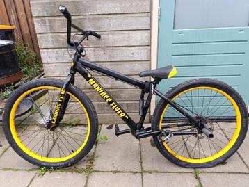 Wheelie/stunt bike maniac flyer beschikbaar voor biedingen