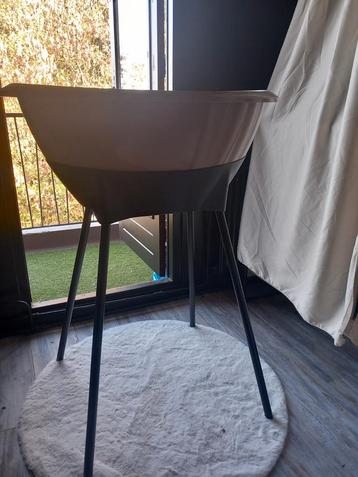 Luma Baby badje met Standaard - Desert Taupe beschikbaar voor biedingen