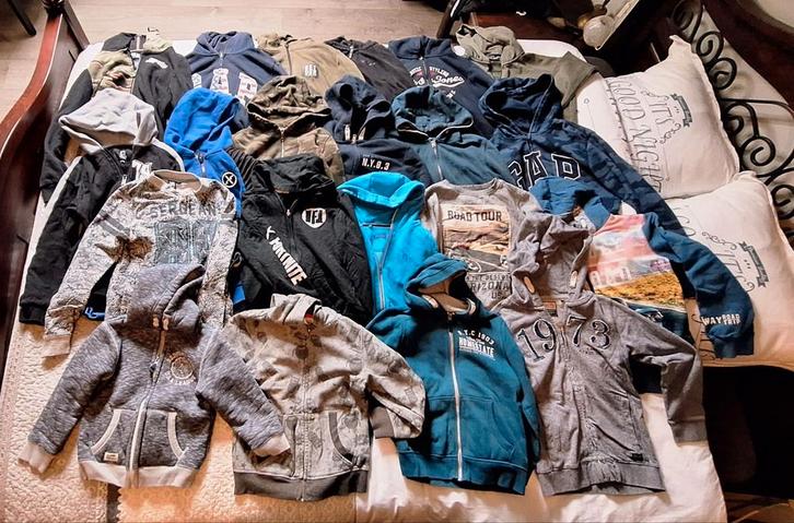 Groot pakket jongenskleding diverse merken & maten., Kinderen en Baby's, Kinderkleding | Kinder-kledingpakketten, Gebruikt, Ophalen