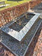 Ruwe stapelblokken met basalt afdekranden, Ophalen, Gebruikt, Blok, Natuursteen