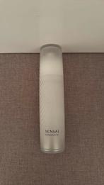 SENSAI Essence Day Veil 40ml nieuw!, Sieraden, Tassen en Uiterlijk, Uiterlijk | Gezichtsverzorging, Verzenden, Nieuw, Gehele gezicht