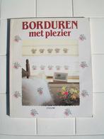 Borduren met plezier, Boeken, Hobby en Vrije tijd, Borduren en Naaien, Ophalen of Verzenden, Zo goed als nieuw