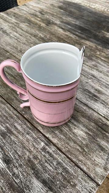 Vintage Emaille Kan/Beker Roze beschikbaar voor biedingen