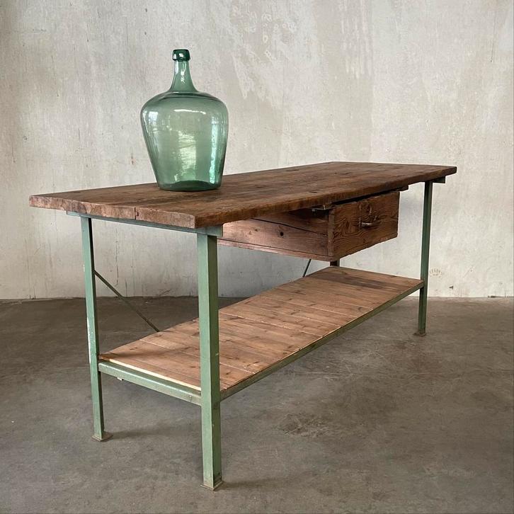 Oude werkbank, werktafel, toonbank, dressoir, keuken tafel, Antiek en Kunst, Curiosa en Brocante, Ophalen