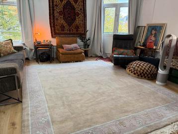 Ongebruikt handgeknoopt Chinees Deco tapijt –398 x 249 cm beschikbaar voor biedingen
