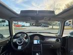 MINI COOPER CHİLİ 1.6 115PK PANORAMADAK LEER NAVIGATIE ‼️, Auto's, Mini, Zwart, 4 cilinders, 4 stoelen, Zwart
