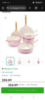 Roze Pannenset - Nieuw in doos!, Huis en Inrichting, Keuken | Potten en Pannen, Overige materialen, Nieuw, Pannenset, Ophalen of Verzenden