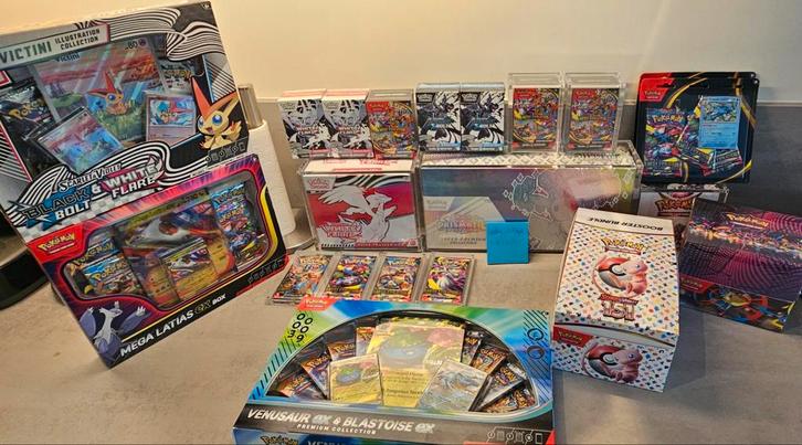 Sealed Pokemon Producten: Prismatic, Mega, 151 & Meer!, Verzamelen, Speelgoed, Nieuw, Ophalen of Verzenden