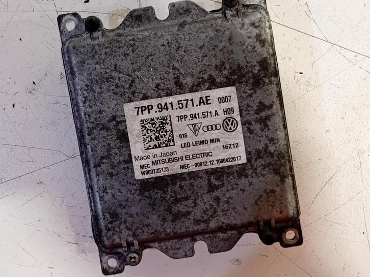 Computer verlichting Volkswagen Passat, Auto-onderdelen, Verlichting, Volkswagen, Gebruikt, Herkomst onderdeel bekend, 12 maanden garantie