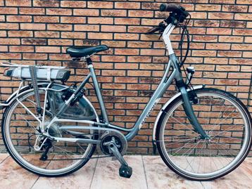 Elektrische Batavus dames fiets beschikbaar voor biedingen