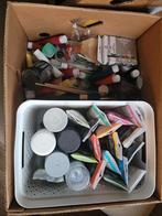 Gratis bananendoos vol verf - Mix van nieuw en gebruikt, Hobby en Vrije tijd, Schilderen, Ophalen, Gebruikt, Overige typen, Onbekend