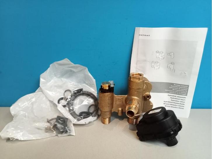 Hydroblok Rechts Remeha restr. max 9l/min art.nr: 7689682, Doe-het-zelf en Verbouw, Verwarming en Radiatoren, Nieuw, Cv-ketel of Combi-ketel