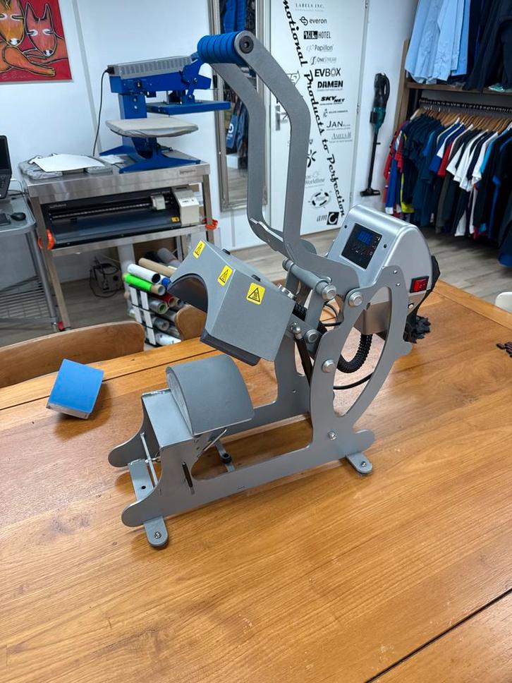 STAHLS’ Sprint Mag Cap Pers - Pettenpers / transferpers, Hobby en Vrije tijd, Kledingapplicaties en Hotfix, Zo goed als nieuw