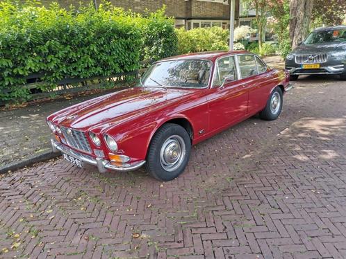 Jaguar XJ6 4.2 Series I 1971, Auto's, Jaguar, Particulier, XJ, LPG, Sedan, Handgeschakeld, Geïmporteerd, Rood, Beige, Leder, Onderhoudsboekje