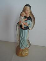 Ouderwets stenen beeld van Maria met kind, Ophalen of Verzenden, Zo goed als nieuw, Beeld(je), Christendom | Katholiek