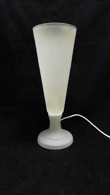 Zeer mooie tafellamp geheel ijsglas jrn80, lees beschrijving beschikbaar voor biedingen
