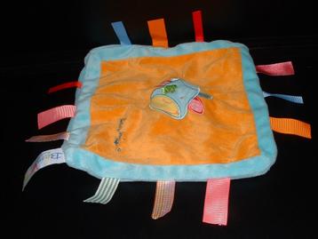 TIAMO BAMBINO KOE KNUFFELDOEKJE VELOURS ORANJE/BLAUW MET IN  beschikbaar voor biedingen
