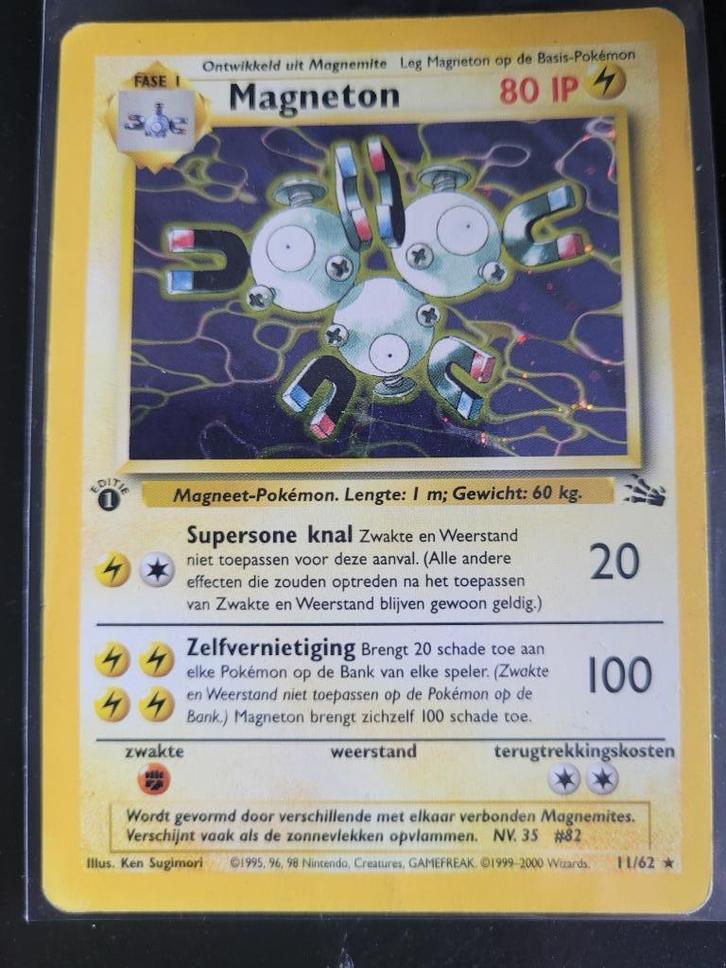 Magneton (FO 11) Fossil - Singles - 1st ed - NL, Hobby en Vrije tijd, Verzamelkaartspellen | Pokémon, Gebruikt, Losse kaart, Foil