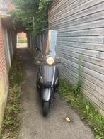 Riya   ... vespa look, Ophalen, Riya riva