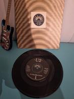 U2 - A Celebration 7" Single 1982, Cd's en Dvd's, Ophalen of Verzenden, 1980 tot 2000, Zo goed als nieuw