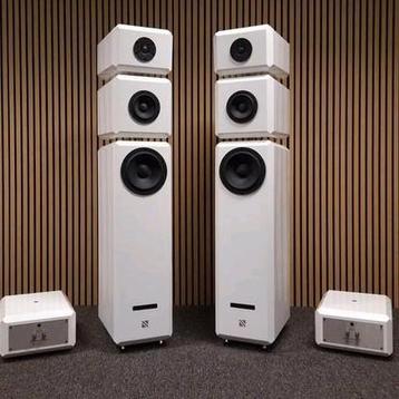 Semmaa audio reality one beschikbaar voor biedingen