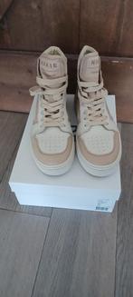 Nikkie sneakers, Kleding | Dames, Schoenen, Beige, Ophalen of Verzenden, Nikkie, Sneakers of Gympen