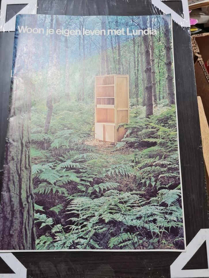 Lundia Catalogus - Vintage Meubels, Boeken, Catalogussen en Folders, Gelezen, Catalogus, Ophalen of Verzenden