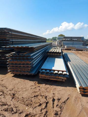 sandwichpanelen b keus beschikbaar voor biedingen