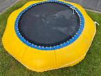 Springtrampoline voor in het zwembad of op het gras., Ophalen, Zo goed als nieuw