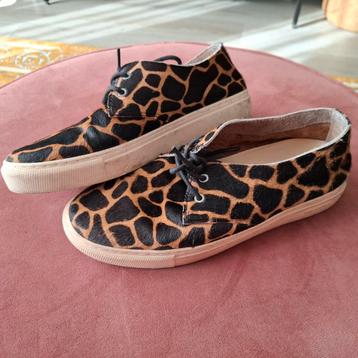 Maruti giraffe schoenen mt 39 beschikbaar voor biedingen