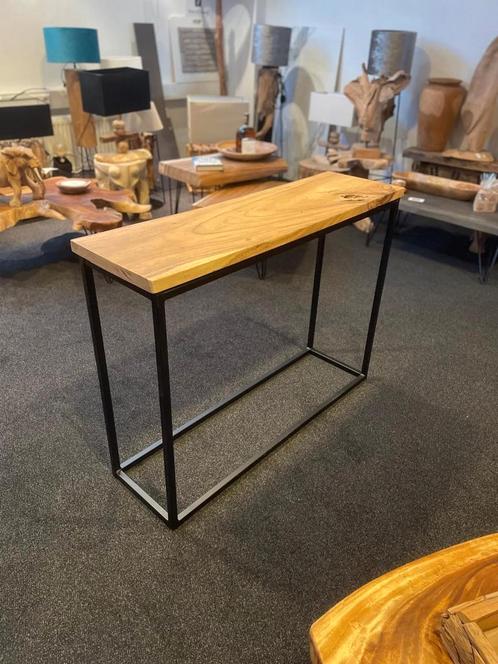 Site tabel suar hout op staal, Huis en Inrichting, Tafels | Sidetables, Nieuw, 25 tot 50 cm, 50 tot 100 cm, Rechthoekig, Overige houtsoorten