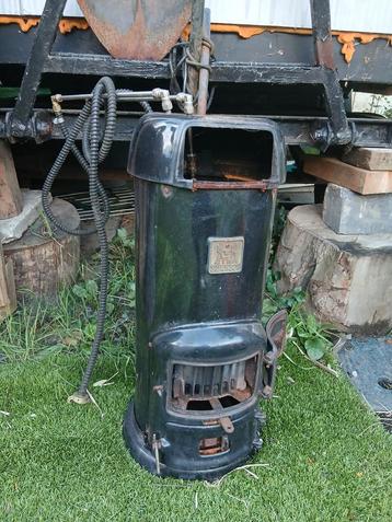 Houtkachel - Klassiek model beschikbaar voor biedingen