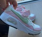 Nike kinder sportschoenen maat 28  28,5, Kinderen en Baby's, Kinderkleding | Schoenen en Sokken, Meisje, Sportschoenen, Ophalen of Verzenden