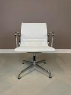 Vitra EA107 Eames EA 107 aluminum chair chroom & hopsak ZGAN, Huis en Inrichting, Stoelen, Metaal, Wit, Zo goed als nieuw, Eén