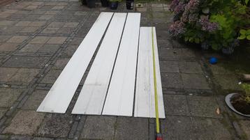 4 stroken gevelbekleding Canexcel (?) beschikbaar voor biedingen