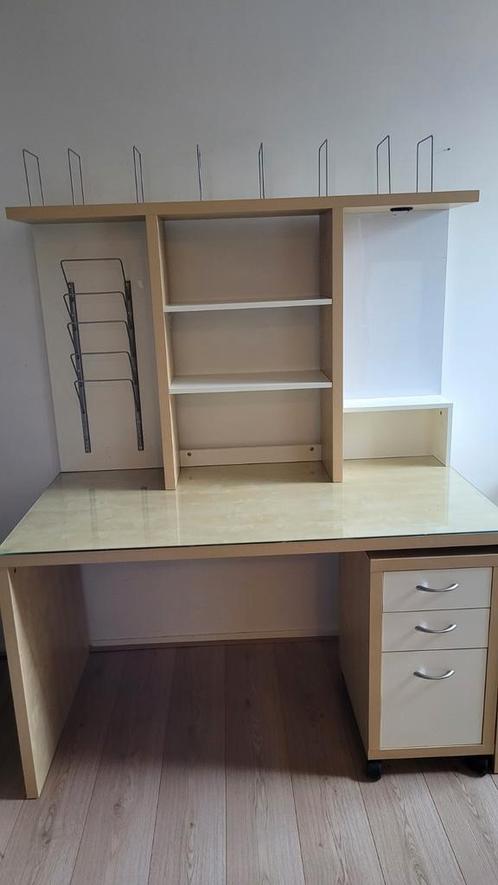 groot Ikea bureau, Huis en Inrichting, Bureaus, Gebruikt, Bureau, Ophalen