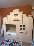 Stapelbed huisje, incl matrassen, Kinderen en Baby's, Kinderkamer | Stapelbedden en Hoogslapers, Ophalen, Gebruikt, Stapelbed