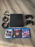 Nieuwstaat PlayStation 4 slim 500GB met 2 controllers, Spelcomputers en Games, Spelcomputers | Sony PlayStation 4, Met 2 controllers